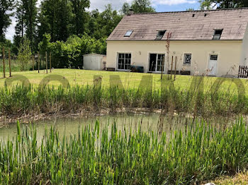 maison à Vieux-Moulin (60)