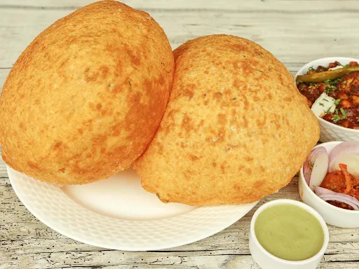 Chole Bhature [2 Bhature]