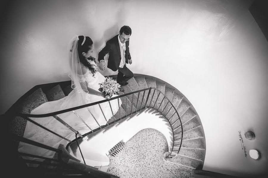 Fotografo di matrimoni Tiziano Battini (battini). Foto del 14 agosto 2019