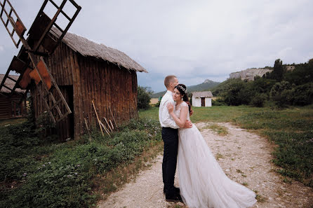 Fotografo di matrimoni Anna Paveleva (victories). Foto del 16 luglio 2022