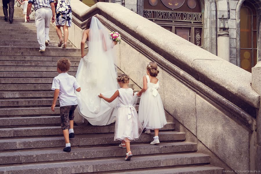 Wedding photographer Irina Evushkina (irisinka). Photo of 16 February 2015