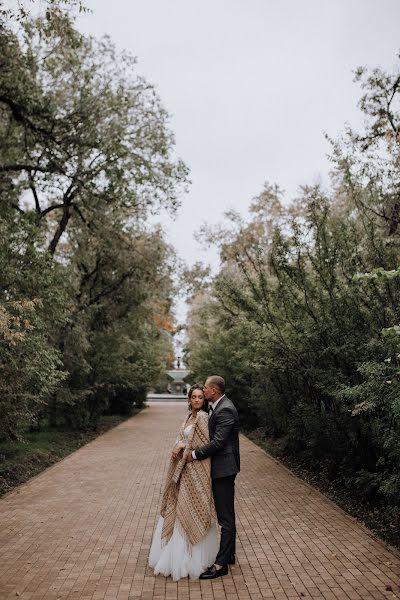 Fotografo di matrimoni Anna Chuvashova (sinitsa). Foto del 11 ottobre 2020