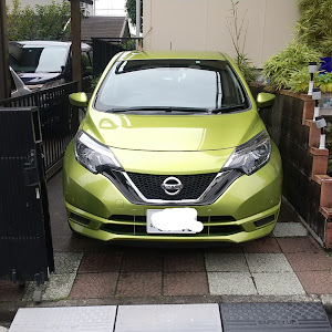 ノート ZE11