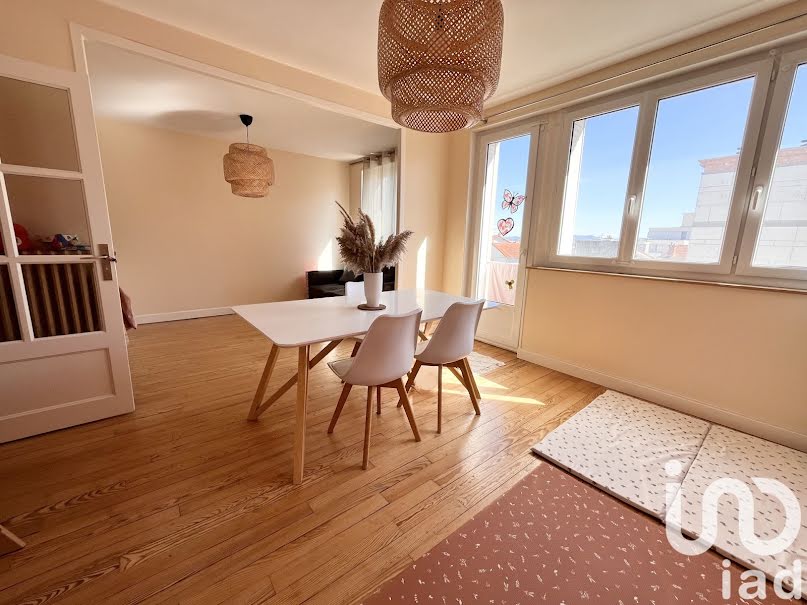 Vente appartement 4 pièces 68 m² à Clermont-Ferrand (63000), 110 000 €