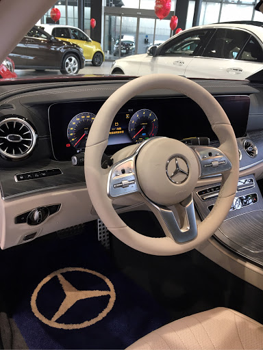 Cクラス C63の冷却水補充 ヤナセ コックピット ベンツ Clsクラス Cクラスに関するカスタム メンテナンスの投稿画像 車のカスタム情報はcartune