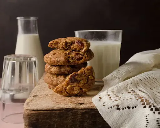 Oats & Raisins Cookies