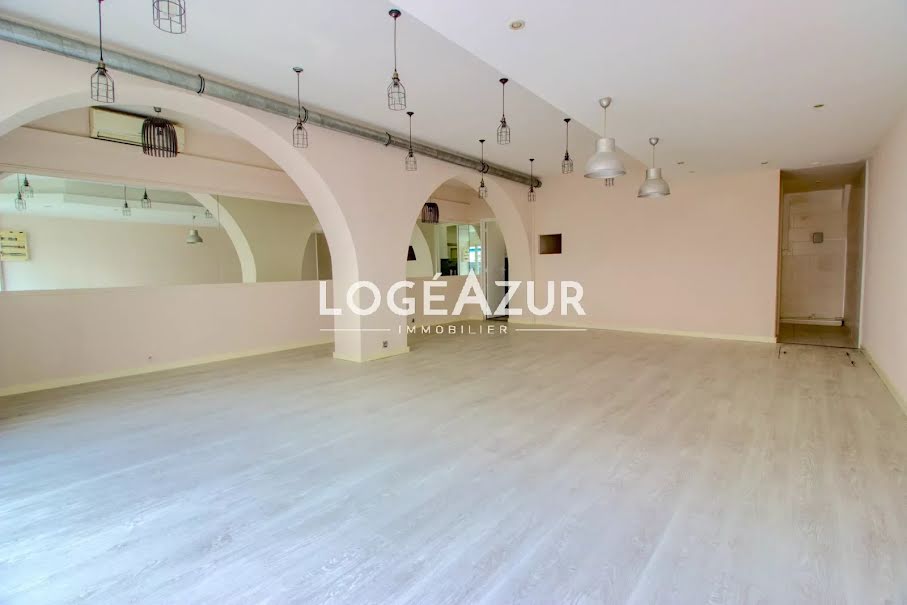 Vente locaux professionnels 2 pièces 62.26 m² à Antibes (06600), 310 000 €