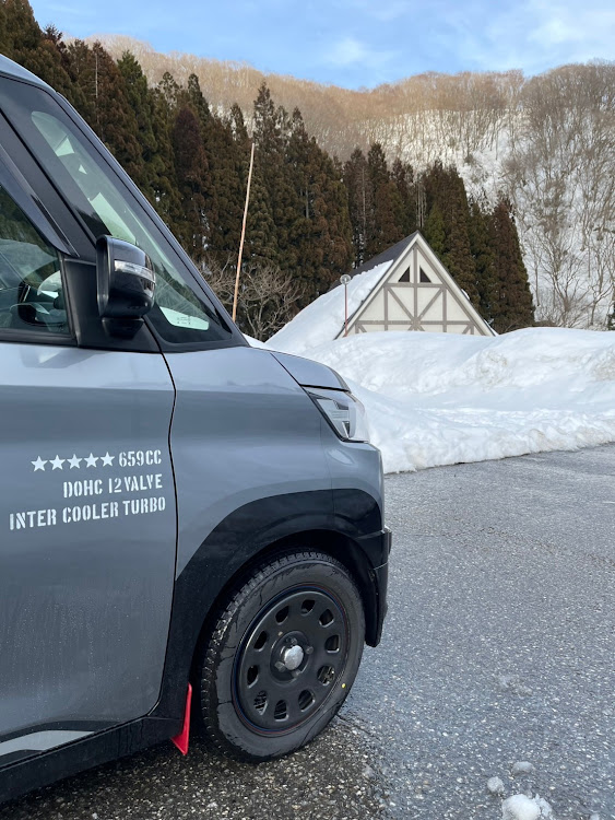 デリカミニの豪雪地帯・ゆきまみれ・滋賀県・廣峯神社・デリカミニ女子に関するカスタム事例の投稿画像2枚目