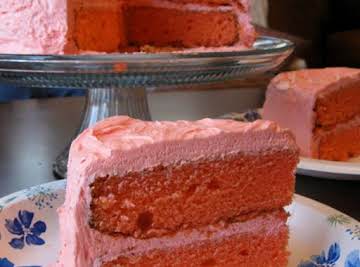 Pink Lemonade Cake with Fluffy Lemon Icing