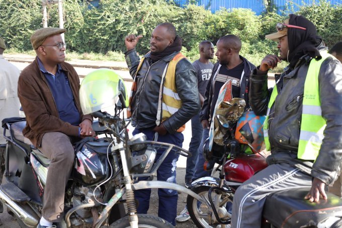 Azimio governor aspirant Polycarp Igathe with boda boda riders in Nairobi