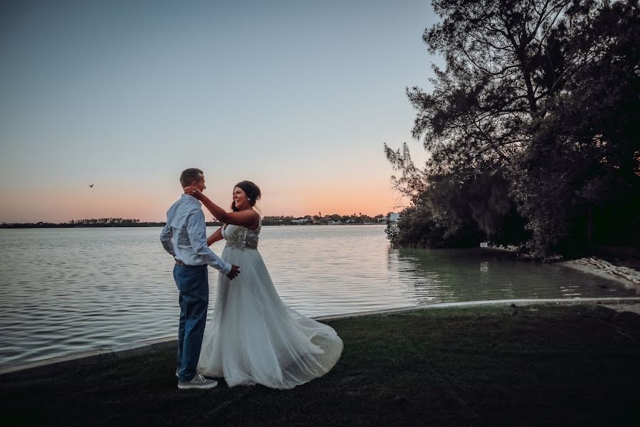 Wedding photographer Chelsea Brown (dtcbphoto). Photo of 10 March 2020