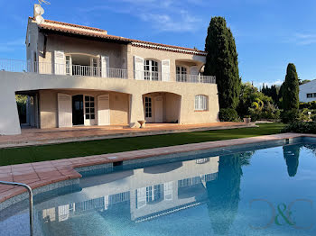 maison à La Londe-les-Maures (83)