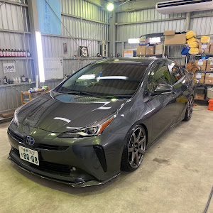プリウス ZVW51