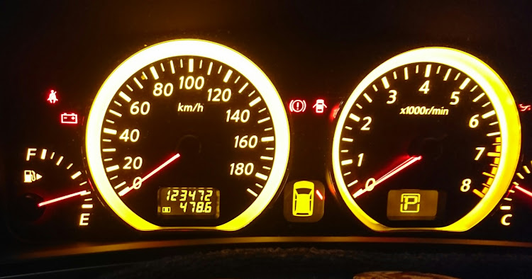 エルグランドのドライブ・帰宅・奇跡の遭遇・ゴルフVII・走行距離に関するカスタム事例の投稿画像1枚目