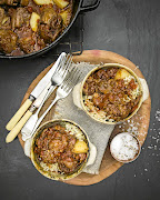 Tomato bredie oxtail potjie.