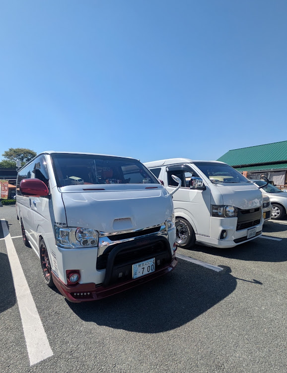 ハイエースバンの謝謝会・九州コーマンズ・ドライブ・オフ会・タイヤローテーションに関するカスタム事例の投稿画像4枚目