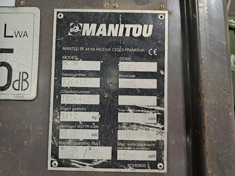 Picture of a MANITOU MC30