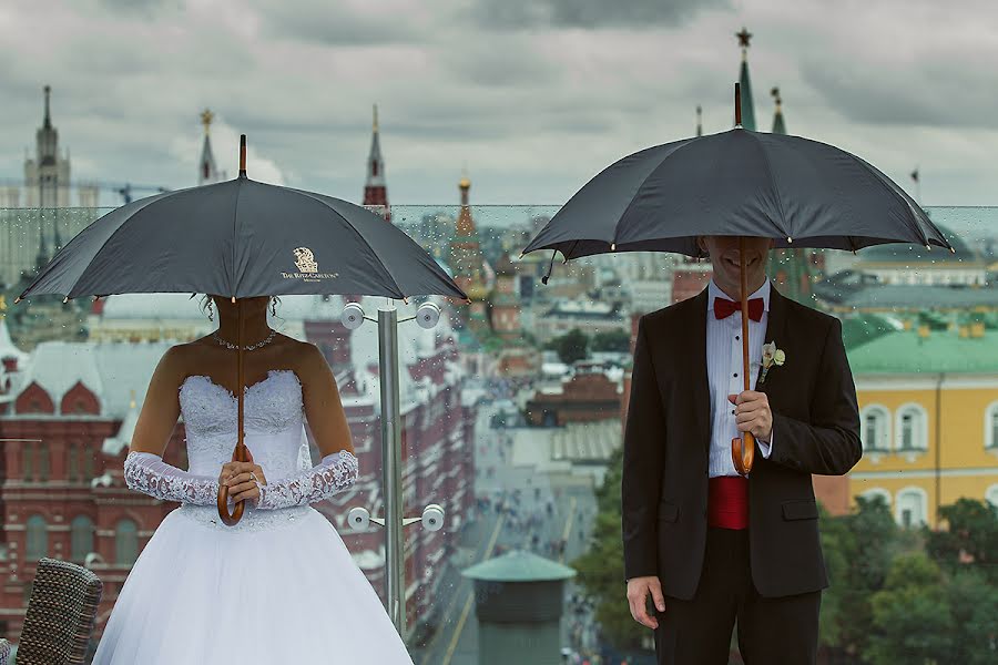 Fotógrafo de bodas Anton Gunchev (fotogroup). Foto del 13 de agosto 2013