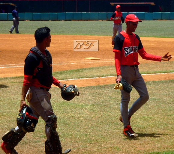 Santiago venció a Sancti Spíritus en inicio semifinal sub-23