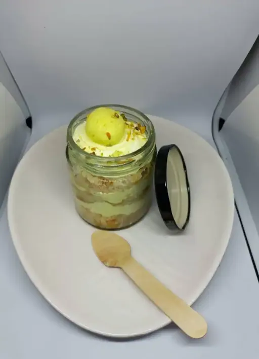 Rasmalai Jar Cake