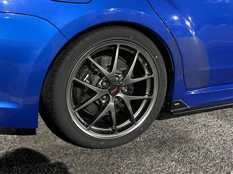 インプレッサ WRX STIのホークさんが投稿したカスタム事例の投稿画像2枚目