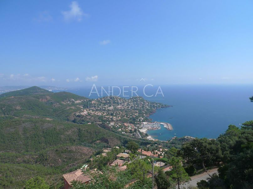 Vente propriété 7 pièces 250 m² à Theoule-sur-mer (06590), 1 950 000 €