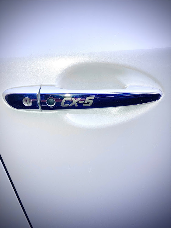CX-5のかつじぃーさんが投稿したカスタム事例の投稿画像1枚目