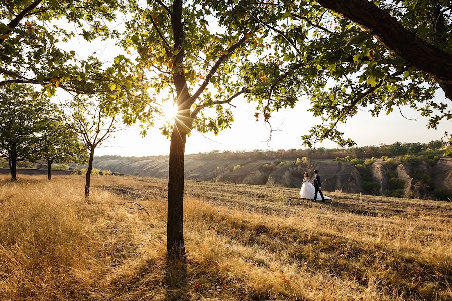 Wedding photographer Ilya Denisov (indenisov). Photo of 16 October 2017