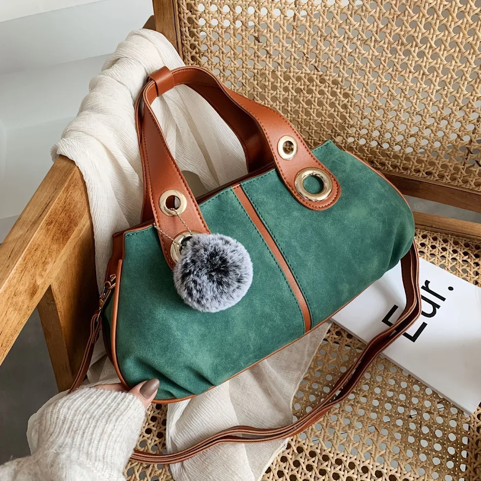Pingente de Bola de Pelo Fosco para Bolsas Femininas