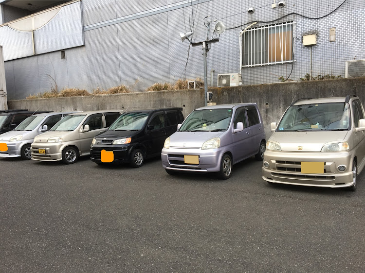 ライフの狙ってないオフ・駐車場に関するカスタム事例の投稿画像1枚目