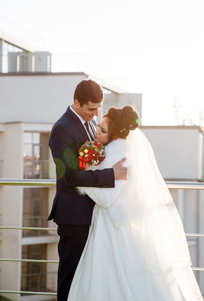 Fotógrafo de bodas Zulya Ilyasova (fotozu). Foto del 13 de marzo 2018