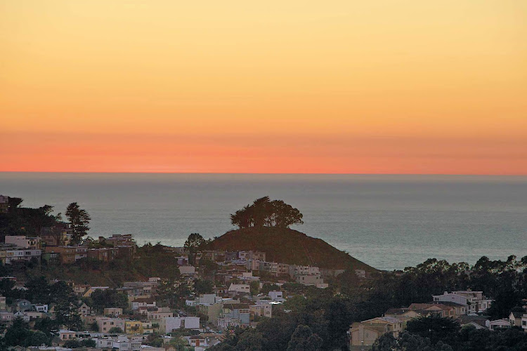 A sunset over the western edge of San Francisco.