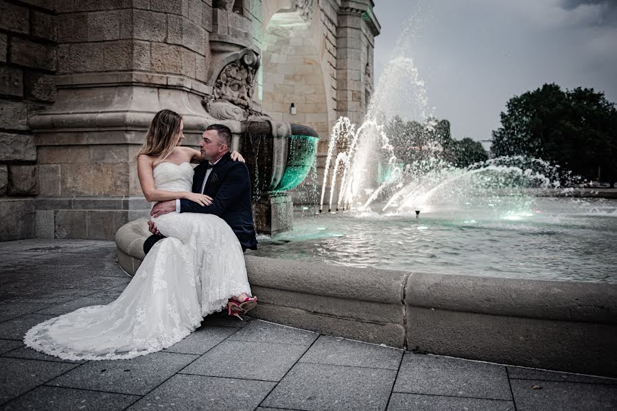 Fotógrafo de bodas Tomek Aniuksztys (aniuksztys). Foto del 13 de octubre 2019