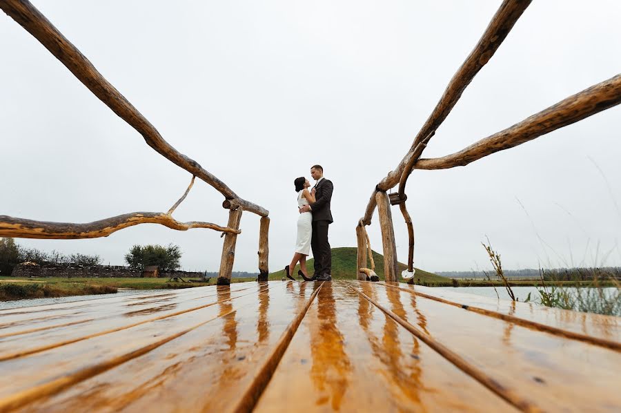 Fotógrafo de bodas Valeriy Alkhovik (valeralkhovik). Foto del 2 de octubre 2019