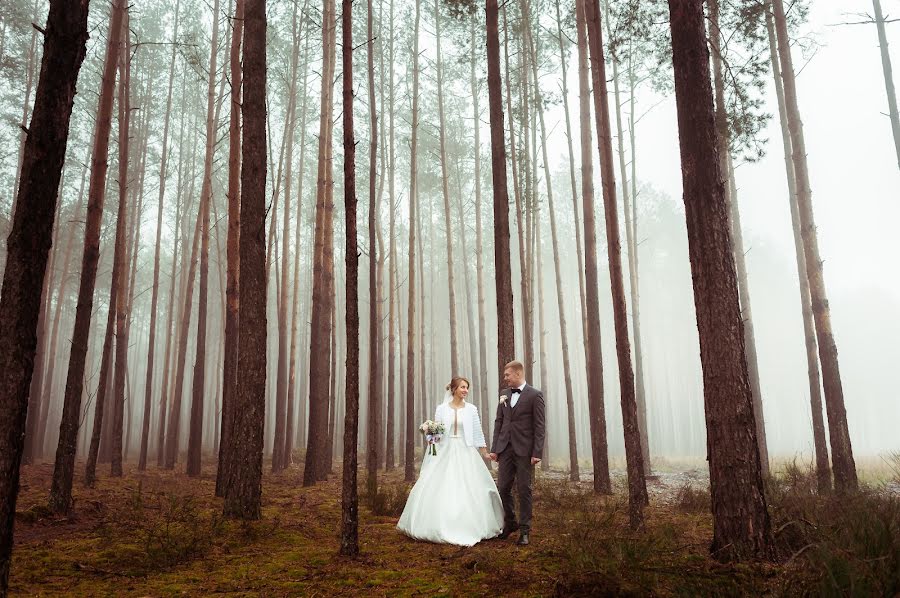 Fotógrafo de bodas Oleg Levchenko (lev4enko). Foto del 27 de noviembre 2018