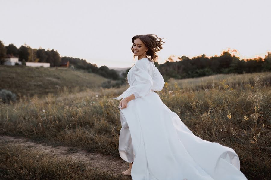 Fotógrafo de casamento Olga Shevchenko (shev4enko). Foto de 18 de fevereiro 2021