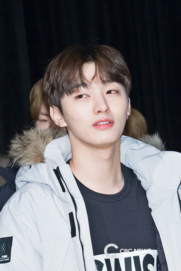 Wanna One Yoon Jisung's Fan Under Fire For Rude Behavior Towards LOONA