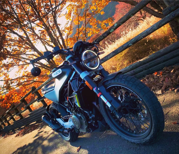 tktktvさんが投稿したバイクも好き・紅葉と愛車・紅葉・紅葉狩り・榛名に関するカスタム事例の投稿画像1枚目
