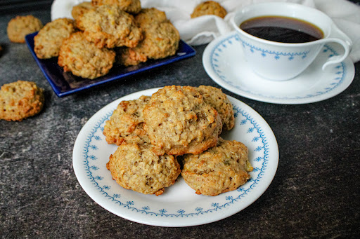 A plate of Banana Bread Breakfast Cookies.