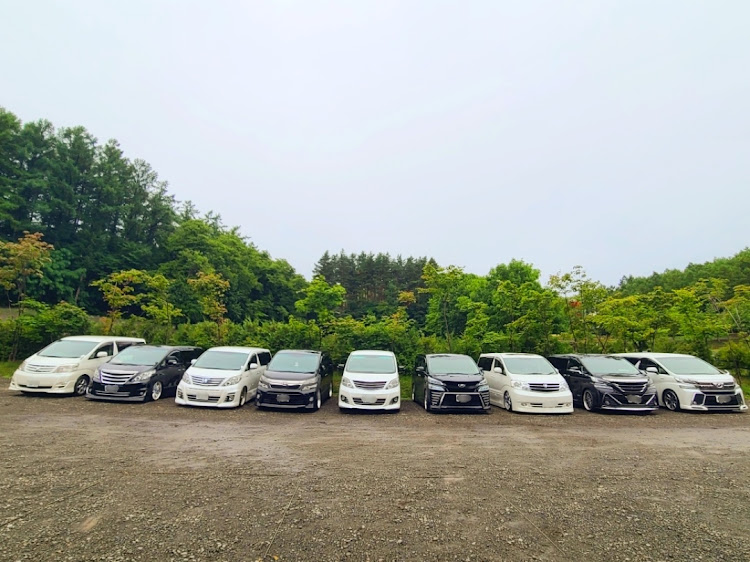 アルファードの北海道・AVKC・富良野オフ・雨のち曇り・ありがとうに関するカスタム事例の投稿画像2枚目