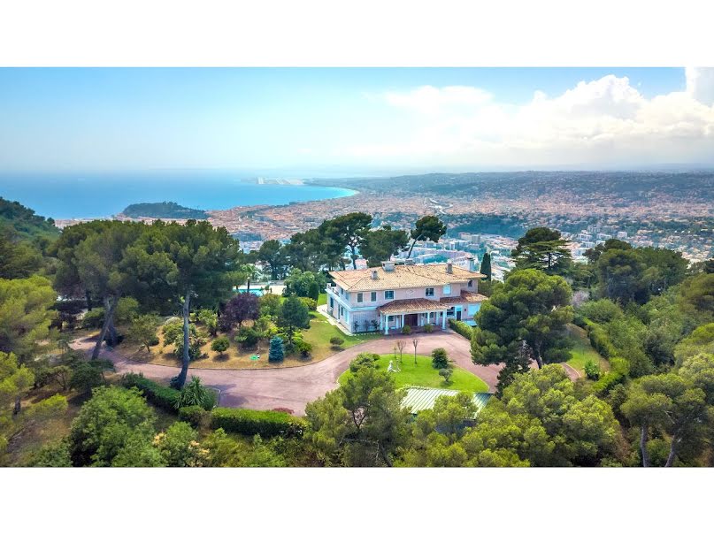 Vente maison 11 pièces 742.59 m² à Nice (06000), 12 000 000 €