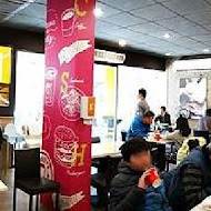 Q burger 早午餐(國隆總店)