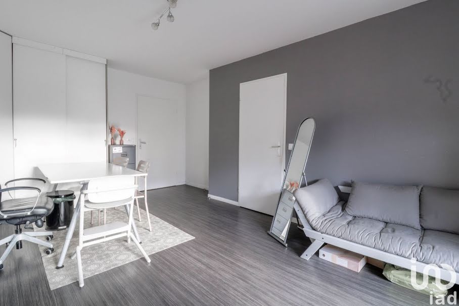 Vente locaux professionnels  65 m² à Saulx-les-Chartreux (91160), 239 000 €