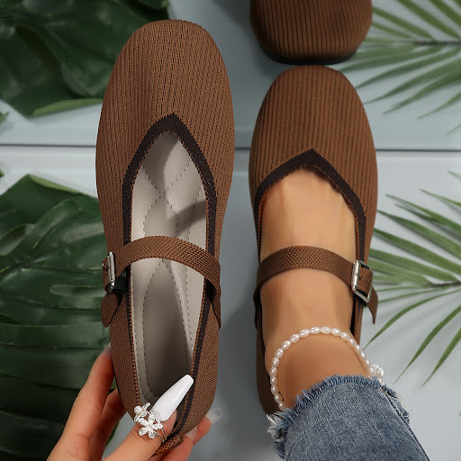 Title 3, Flat Flying Woven Square Toe Low-cut Shoes for ...