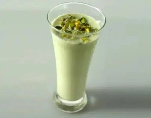 Kesar Pista Milkshake