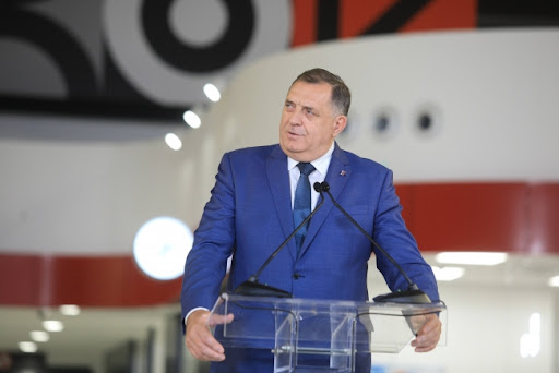 Dodik odlikovao Orbana, Kecmanovića i Bećkovića, ali i Baju Malog Knindžu
