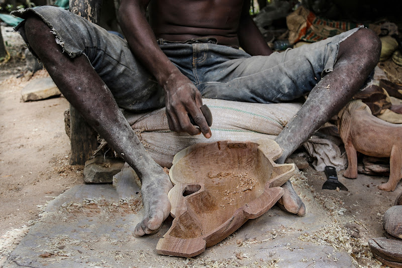 Lavorazione del legno di Hello