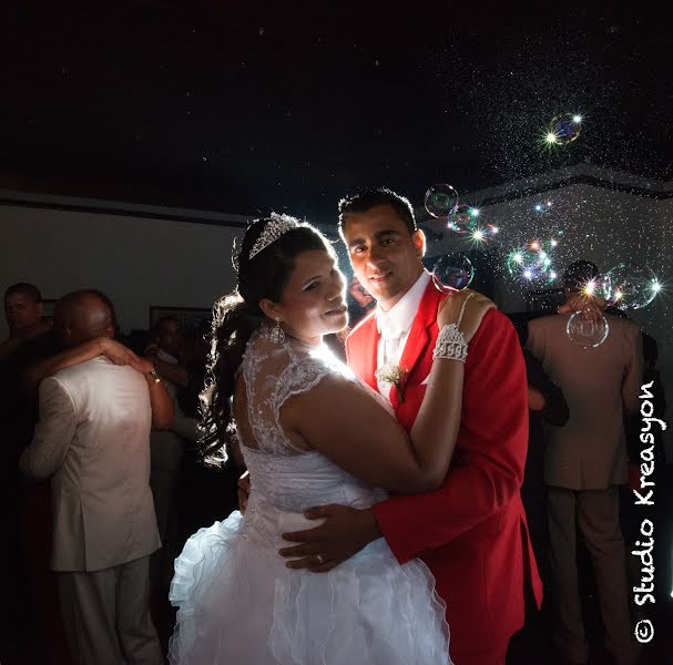 Fotografo di matrimoni Kendy Mangra (mangra). Foto del 8 novembre 2014