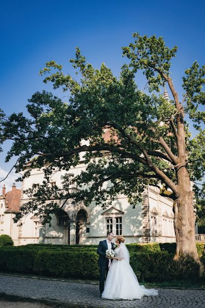 Fotógrafo de casamento Vasil Turyanin (vasylturianyn). Foto de 10 de dezembro 2019