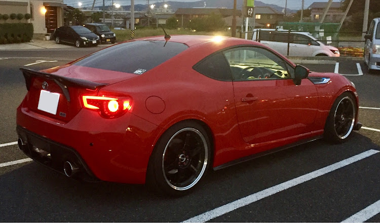 86のとーるさんが投稿したカスタム事例の投稿画像2枚目